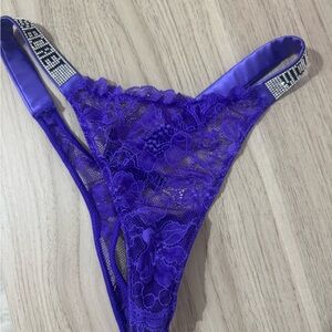 Victoria's Secret Purple Lace shine strap Panty